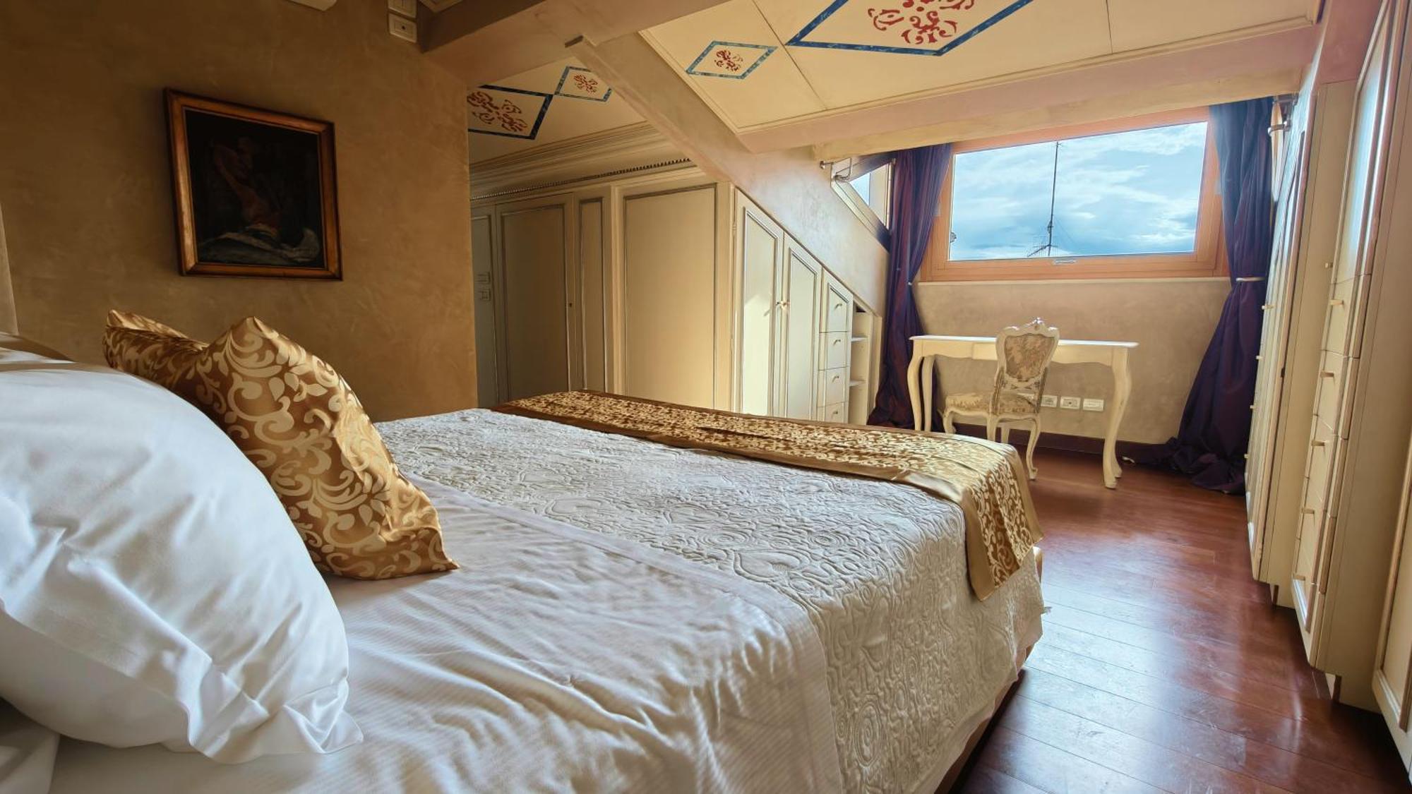 Opera Luxury Apartment Verona Buitenkant foto