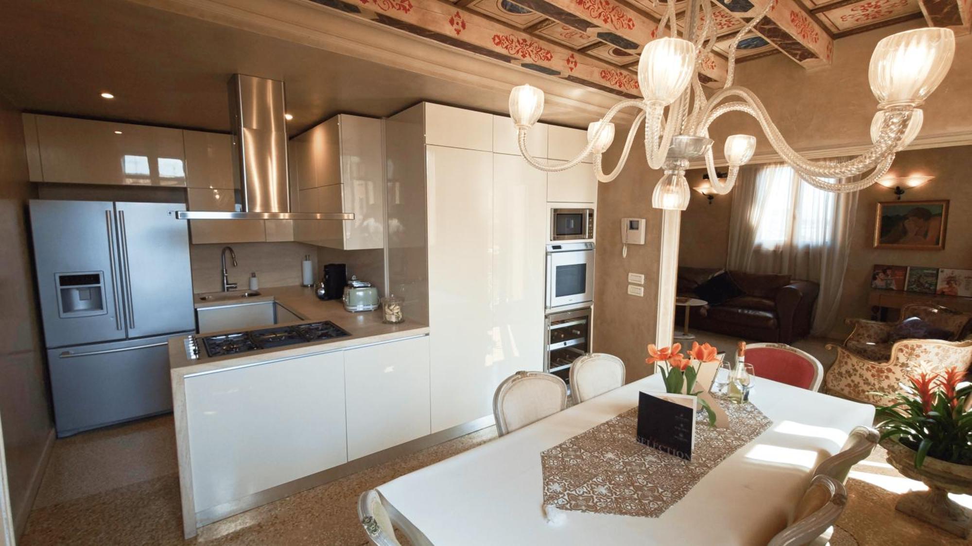 Opera Luxury Apartment Verona Buitenkant foto