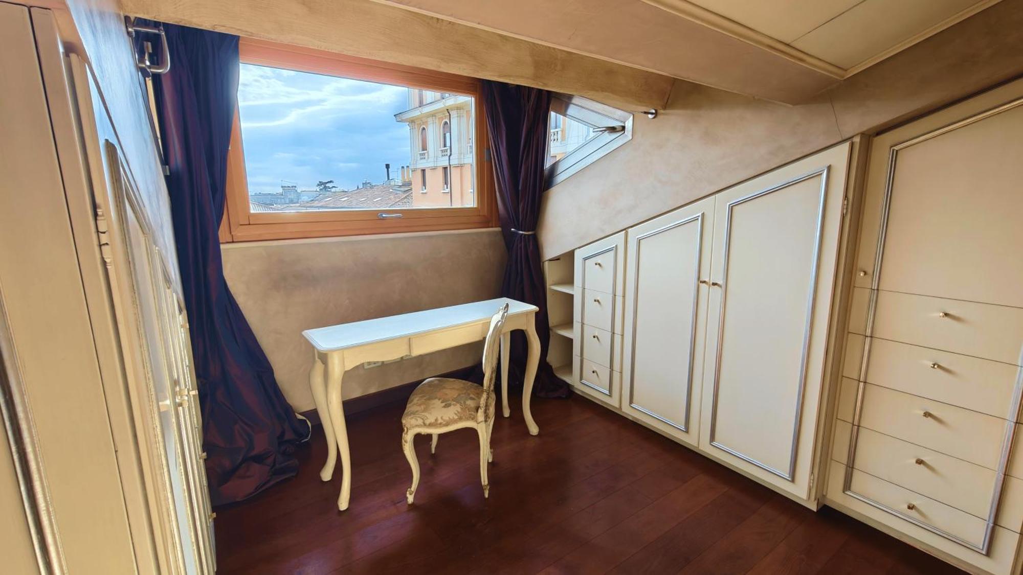 Opera Luxury Apartment Verona Buitenkant foto